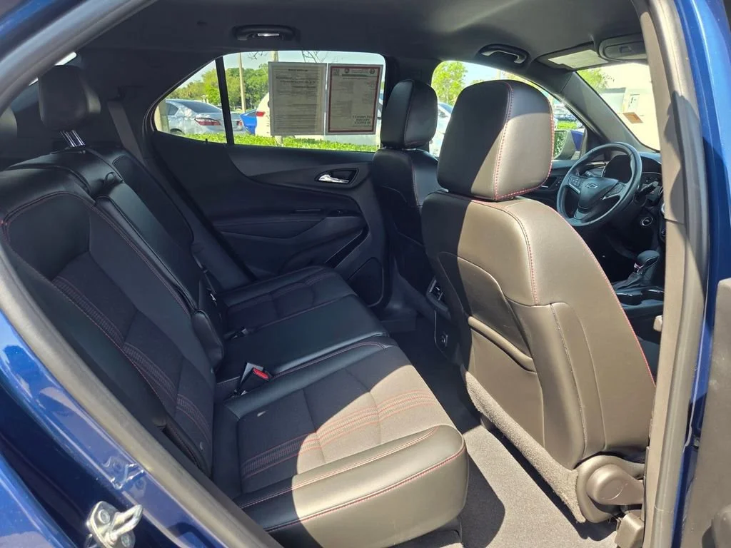 Used 2022 Blue Glow Metallic Chevrolet RS image 28