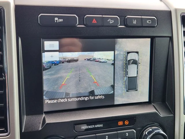 Used 2021 Gray Metallic Ford Lariat image 18