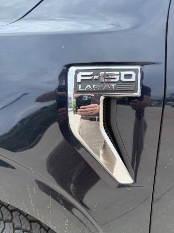 Used 2021 Blue Ford LARIAT image 11