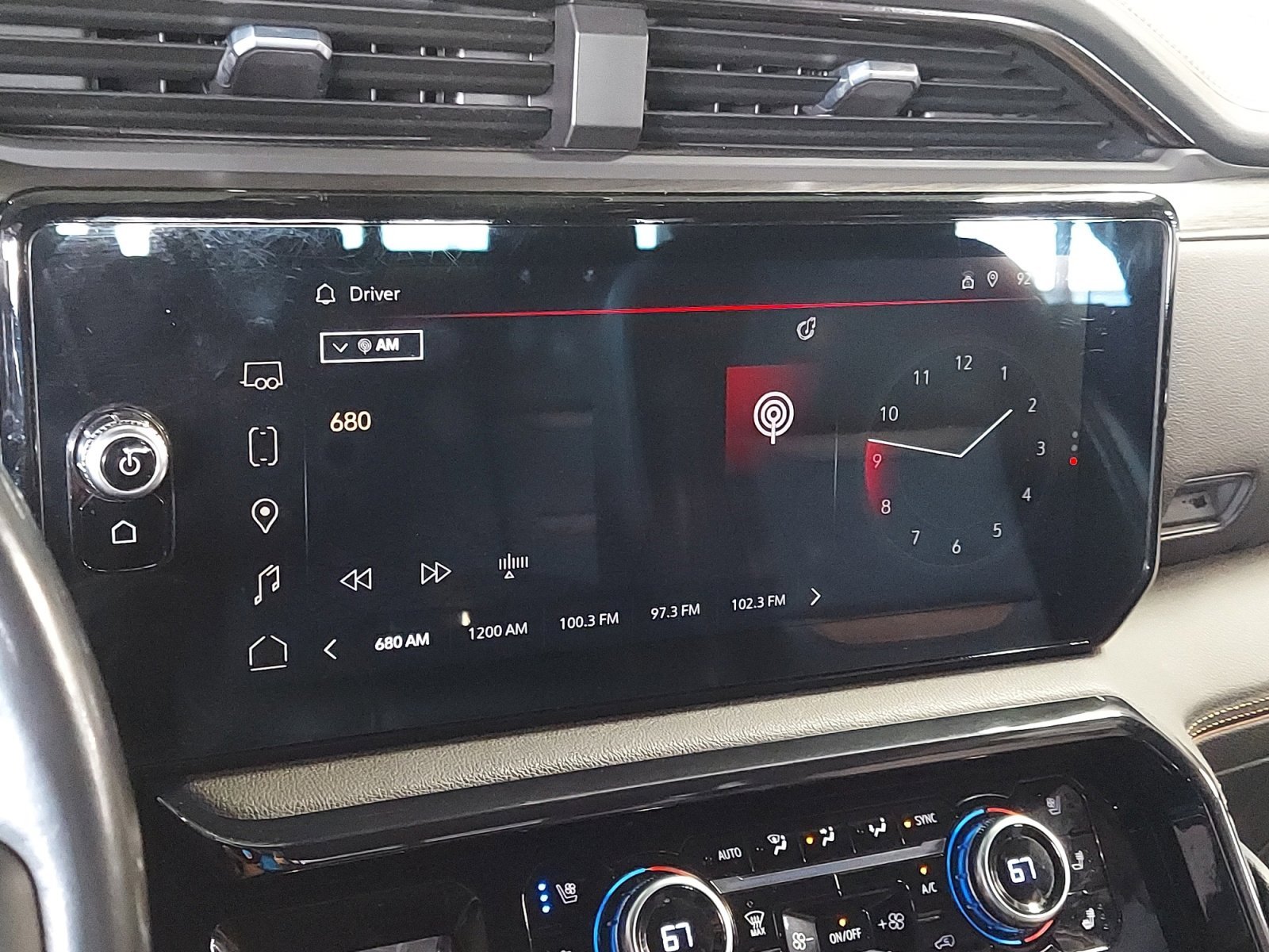 Used 2022 Summit White GMC AT4 image 17