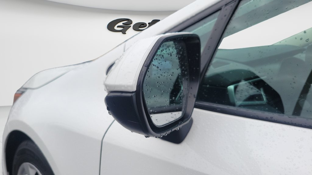 Used 2025 White Toyota LE image 26