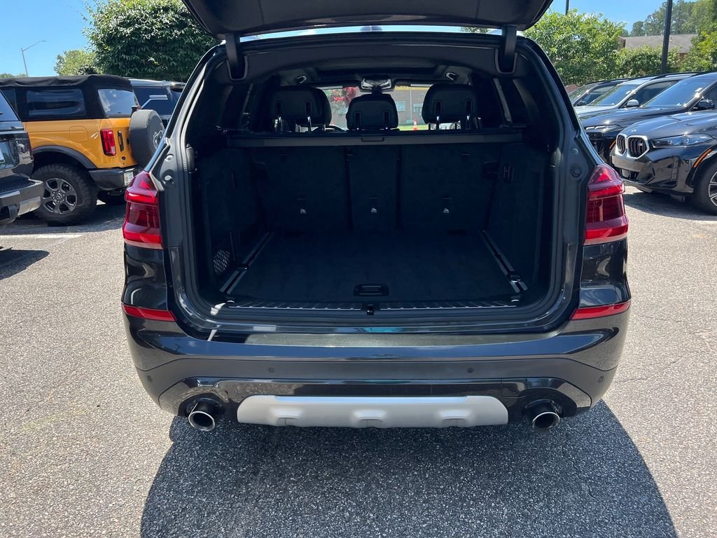 Used 2019 Dark Graphite Metallic BMW sDrive30i image 28