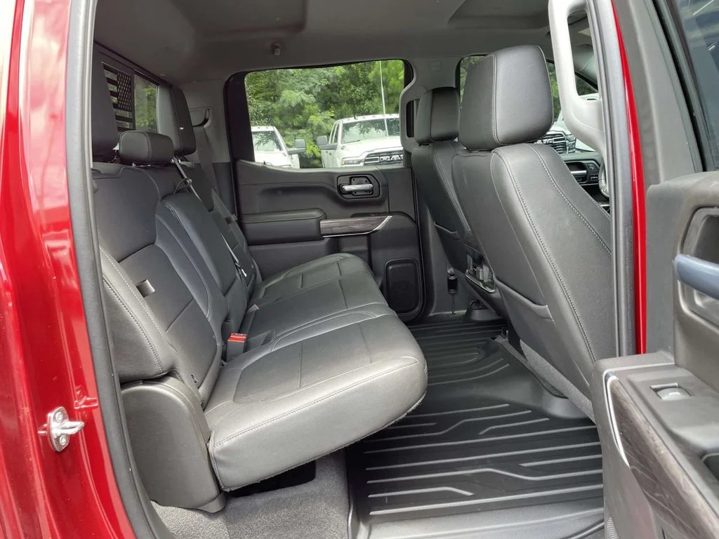Used 2022 Red Chevrolet LTZ image 17