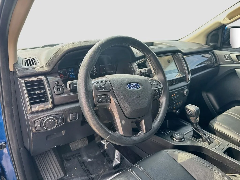Certified Used 2020 Lightning Blue Metallic Ford Lariat image 8
