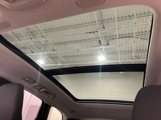 New 2026 Aurora Silver Volvo Plus image 17