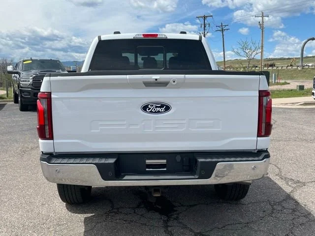 Used 2024 White Ford LARIAT image 4