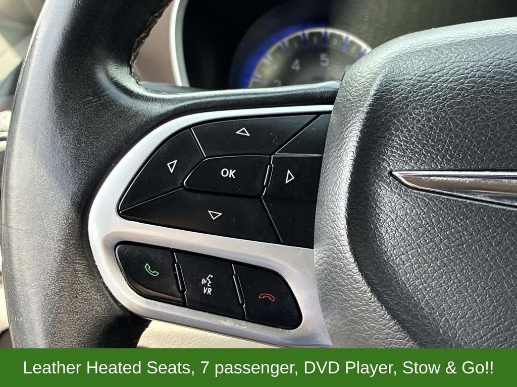 Used 2017 Black Chrysler Touring L image 26
