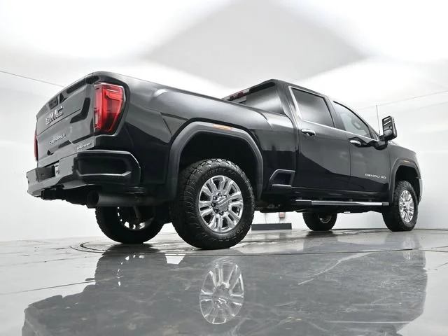 Used 2023 Onyx Black GMC Denali image 30