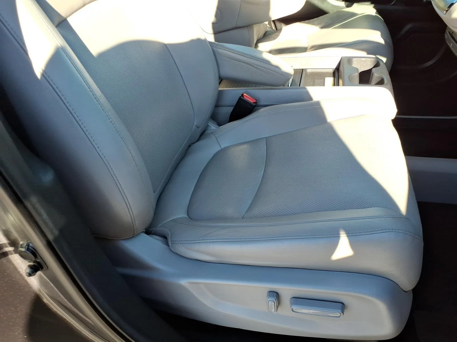 Used 2019 Modern Steel Metallic Honda Elite image 18