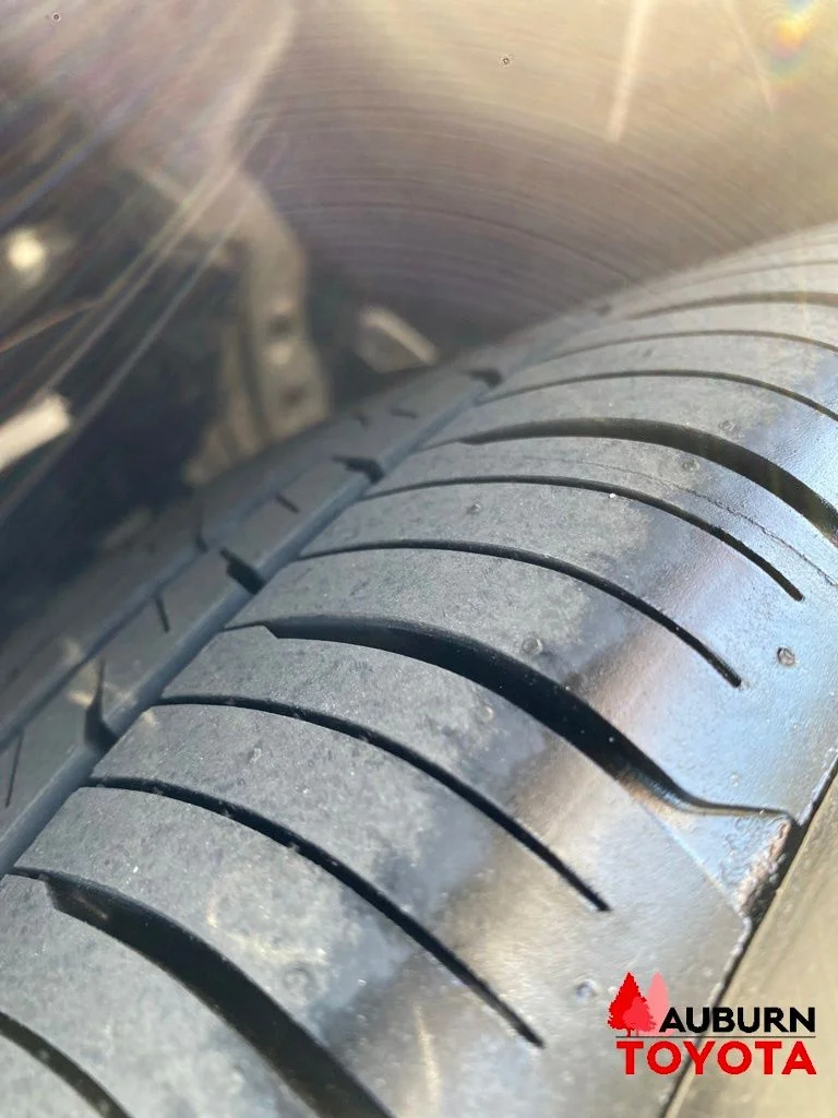 Certified Used 2019 Wind Chill Pearl Toyota XLE image 10