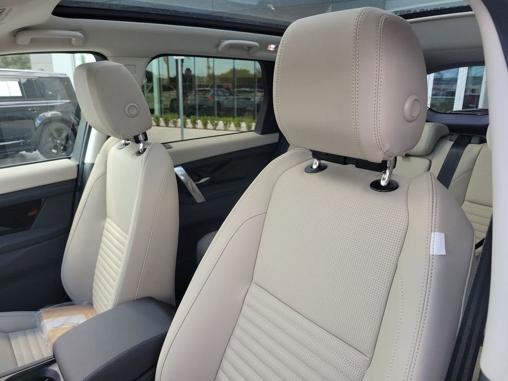 2025 Land Rover Discovery Sport S - Photo 26