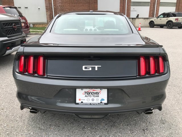Used 2015 Magnetic Metallic Ford GT Premium image 6