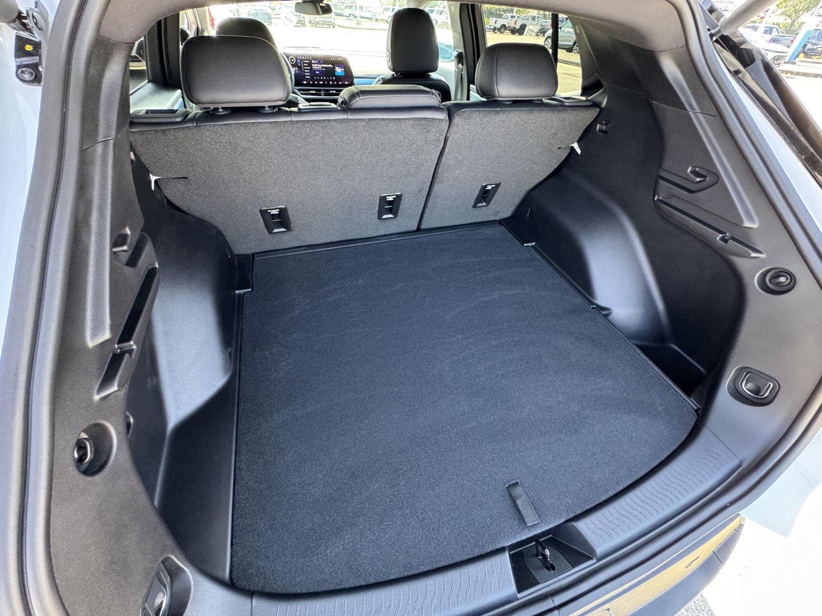 2026 Chevrolet Equinox EV 2LT - Photo 32