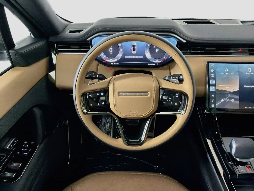 New 2026 Fuji White Land Rover Dynamic SE image 24