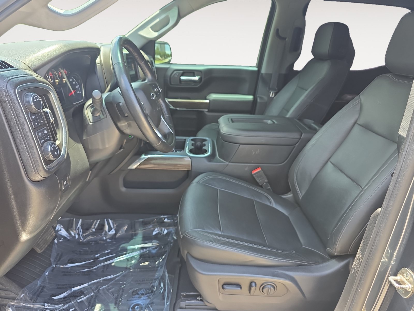 Used 2020 Shadow Gray Metallic Chevrolet RST image 21