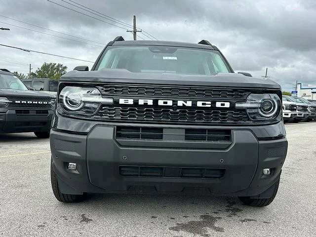 New 2026 Shadow Black Ford Outer Banks® image 30
