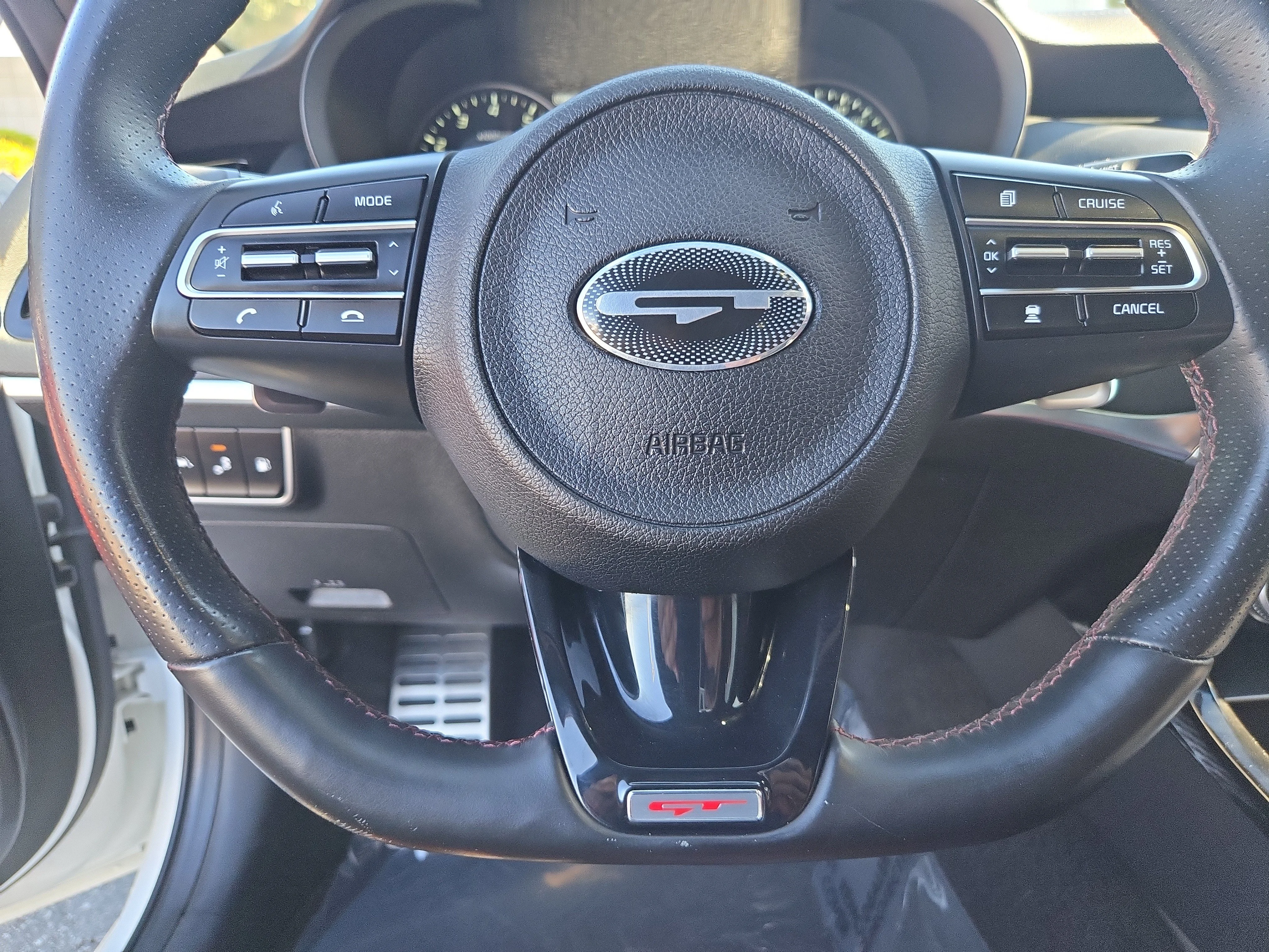 Certified Used 2018 White Kia GT1 image 25