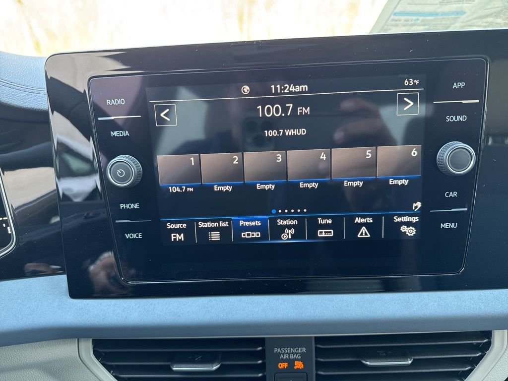 2025 Volkswagen Jetta SE - Photo 25