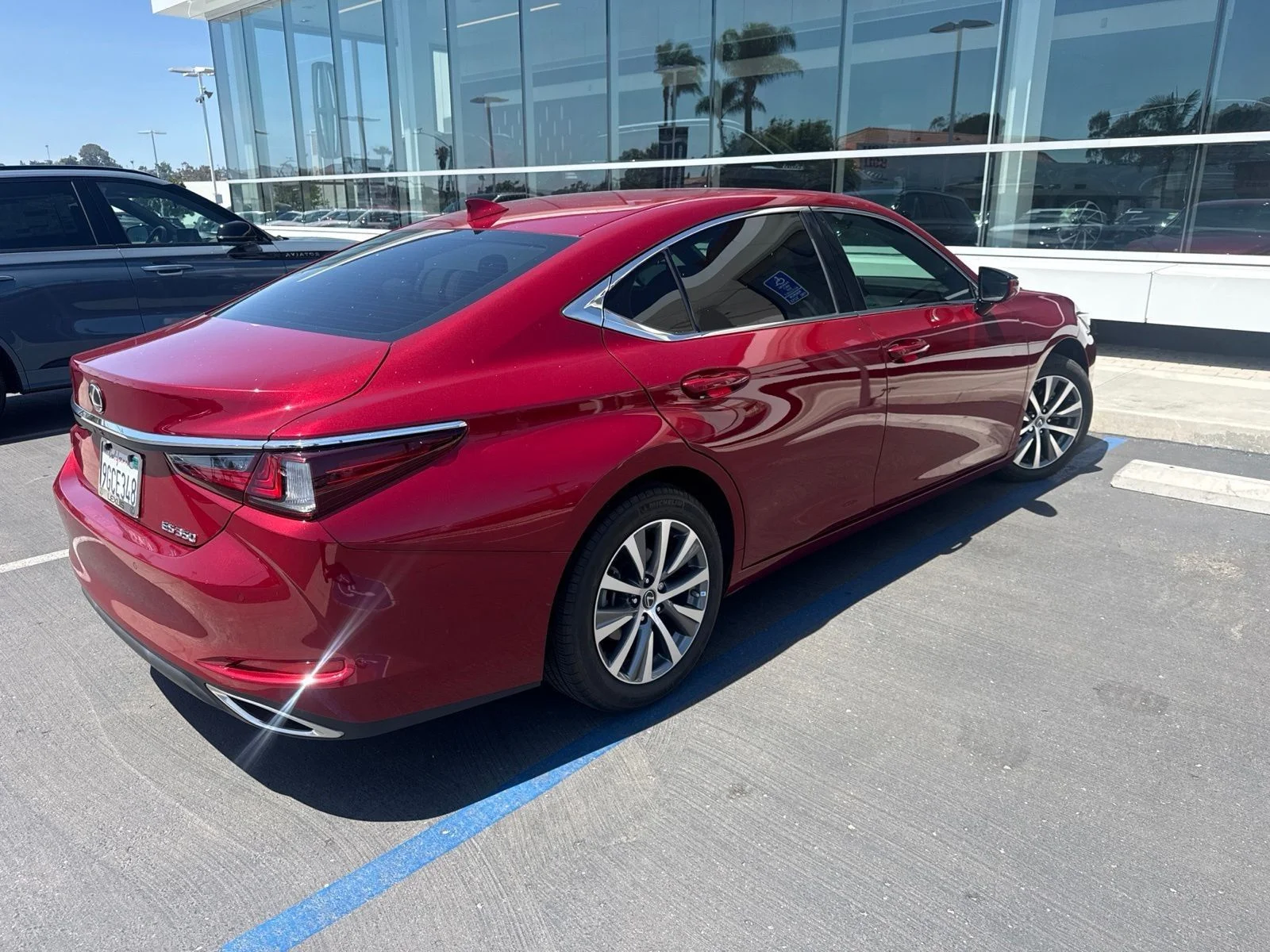 Used 2019 Red Lexus 350 image 7