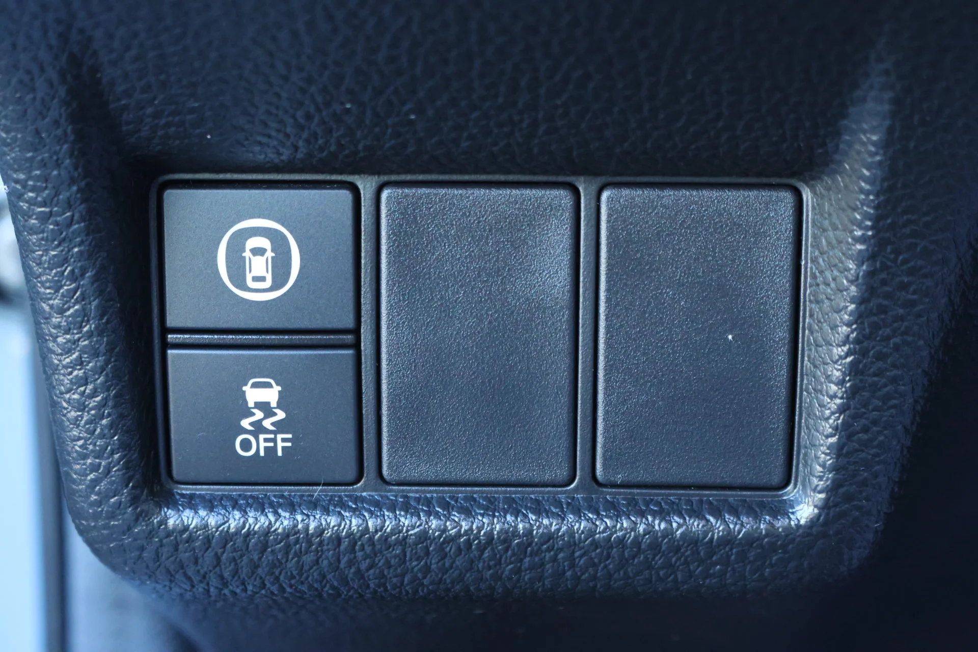 Used 2024  Honda Sport image 18