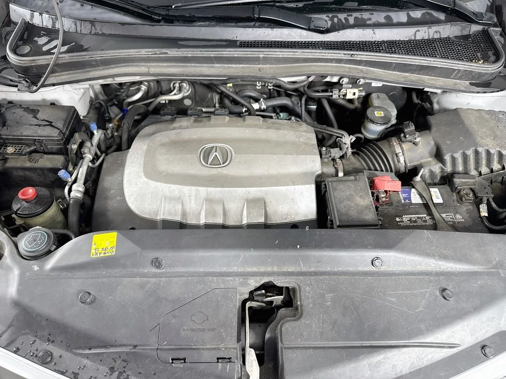 Used 2011 Silver Acura Tech/Entertainment Pkg image 33