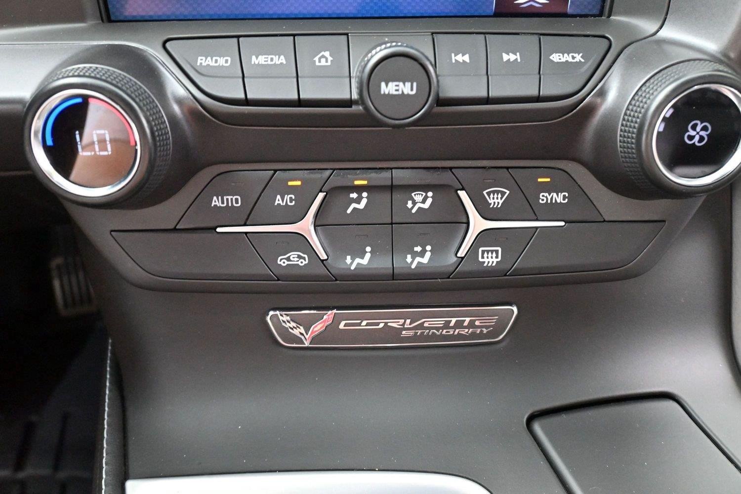 Used 2019 BLACK Chevrolet 1LT image 23