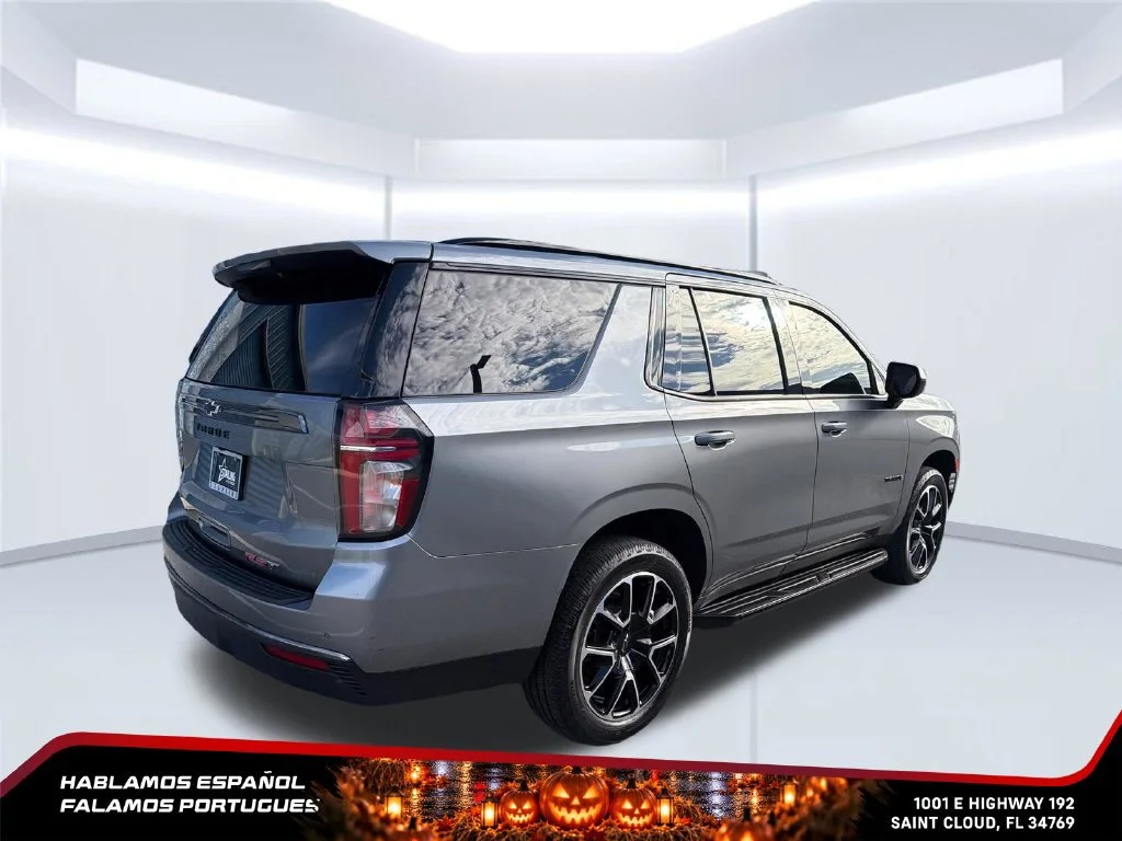Used 2022 SATIN STEEL METALLIC Chevrolet RST image 5