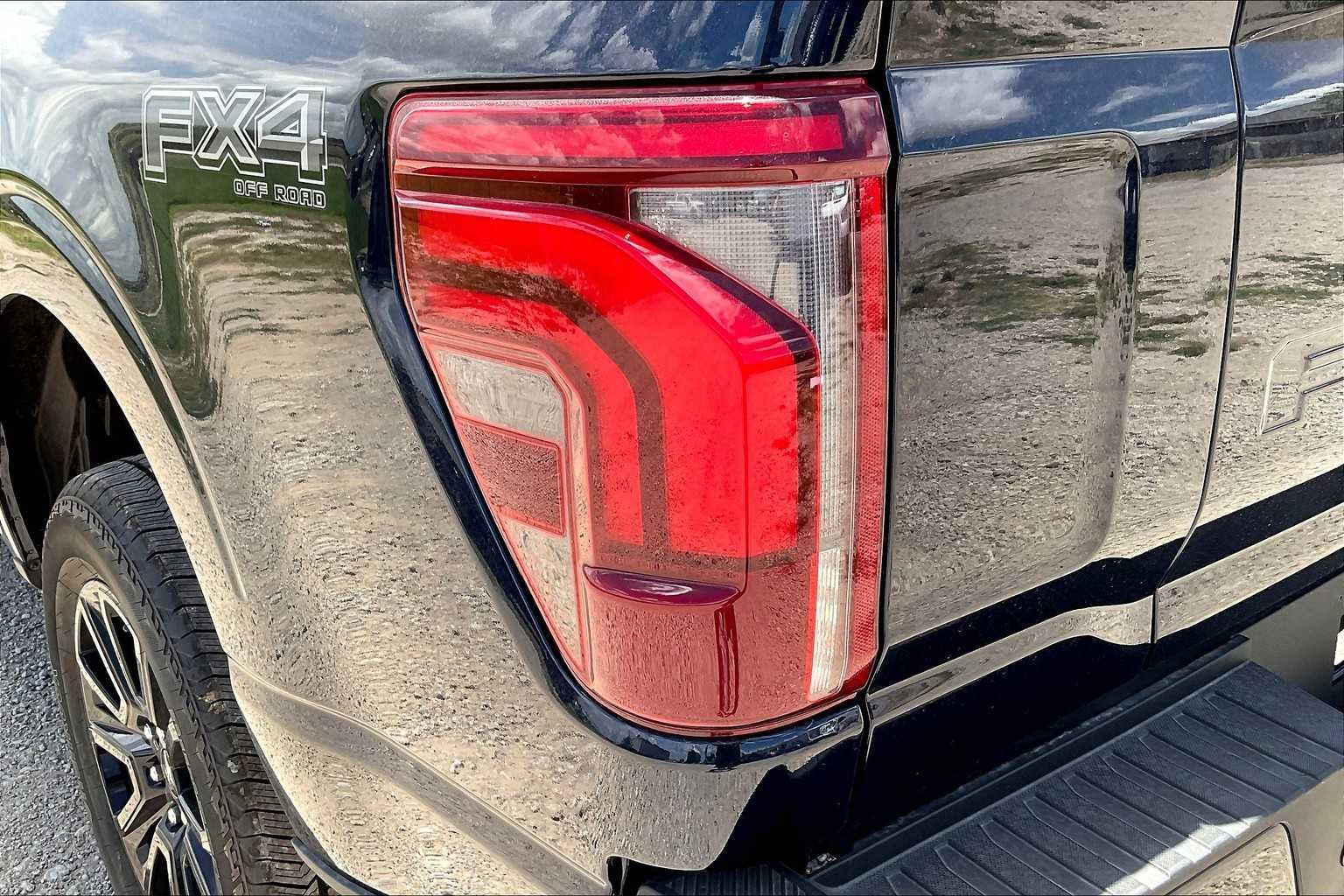 Used 2025 Antimatter Blue Metallic Ford Platinum image 12