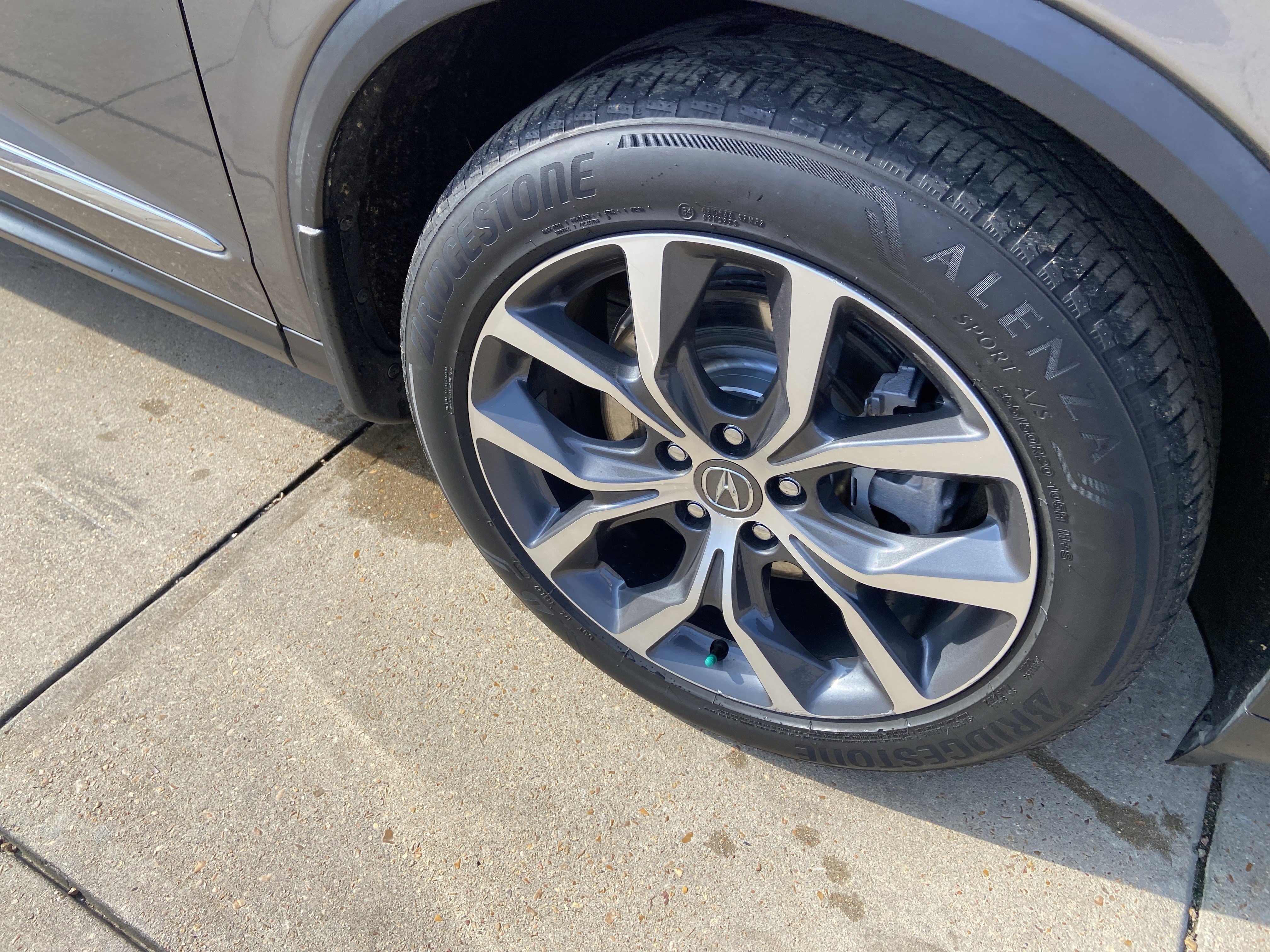 Used 2023 Liquid Carbon Metallic Acura w/Technology Package image 32