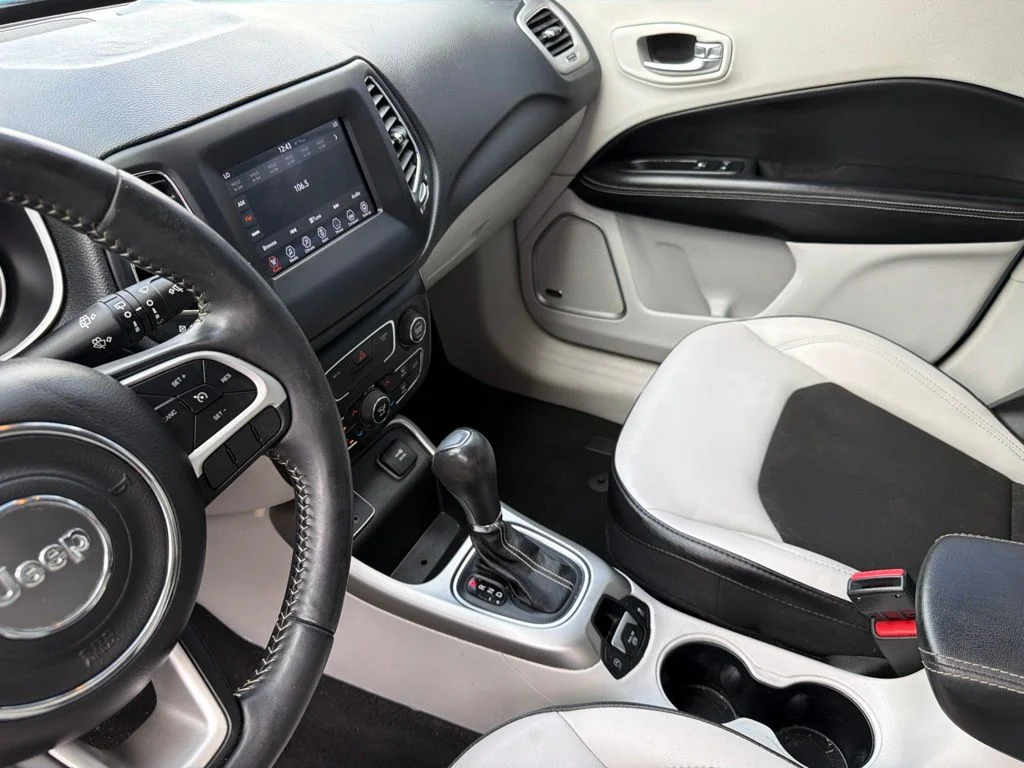 Used 2021 Blue Jeep Latitude image 16
