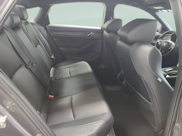 Used 2018 Modern Steel Metallic Honda Sport 1.5T image 15