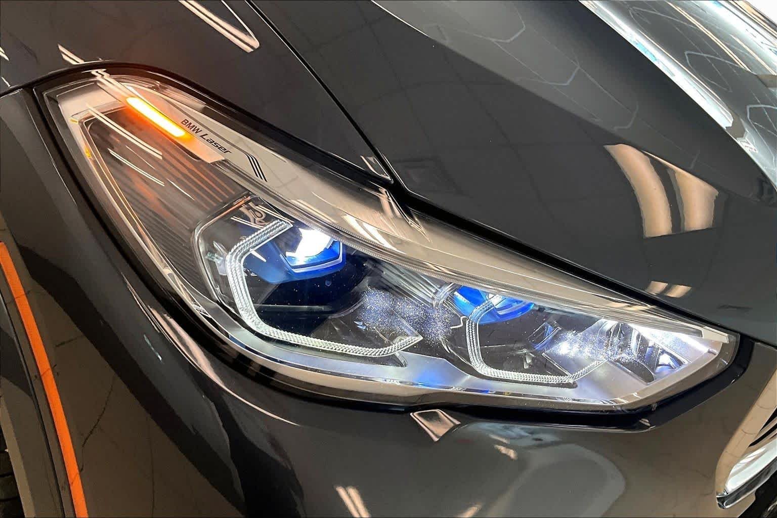 Used 2019 Arctic Gray Metallic BMW xDrive50i image 26