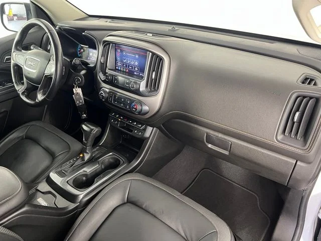 Certified Used 2021 Summit White GMC AT4 w/Leather image 40
