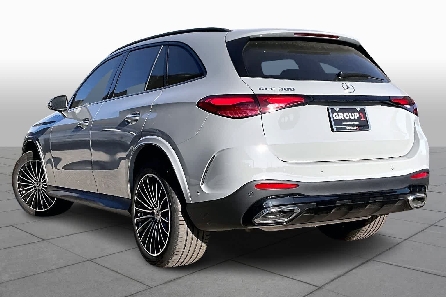New 2026 MANUFAKTUR Alpine Grey Mercedes-Benz GLC 300 image 4