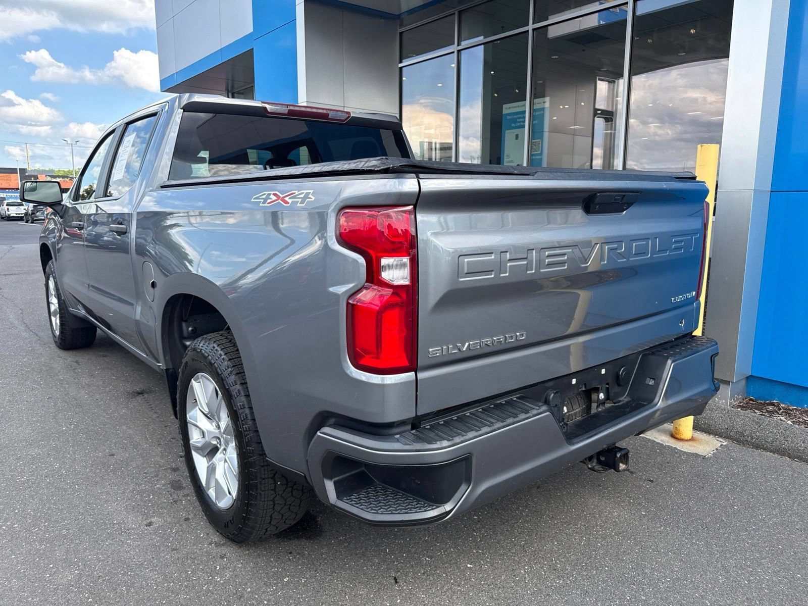 Used 2022 Satin Steel Metallic Chevrolet LTD Custom with Value Package - Convenience Package - Safety Confidence Package image 8
