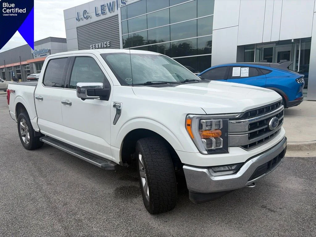 Used 2021 Star White Ford Lariat image 1