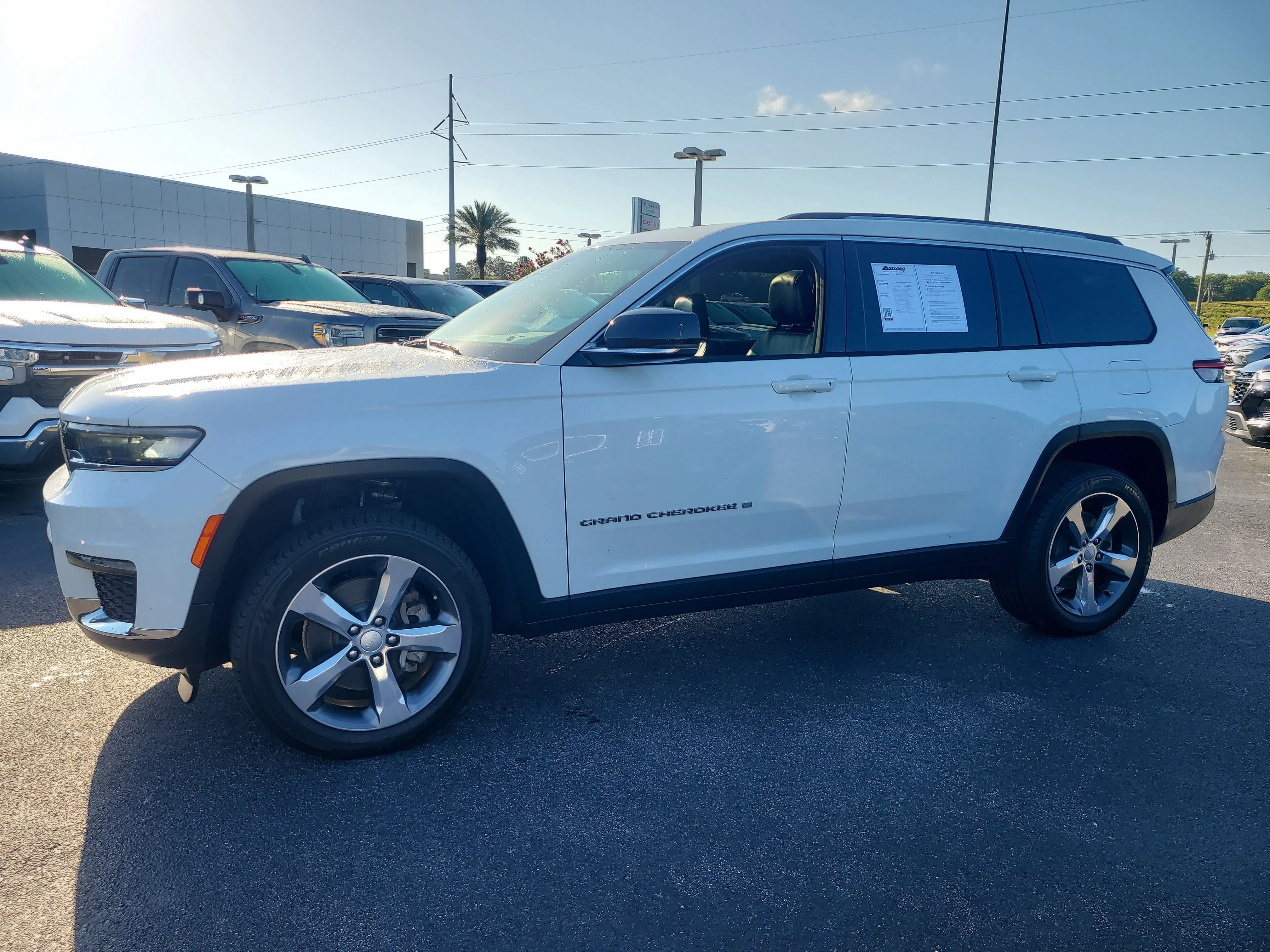 Used 2021 Bright White Clearcoat Jeep Limited image 7