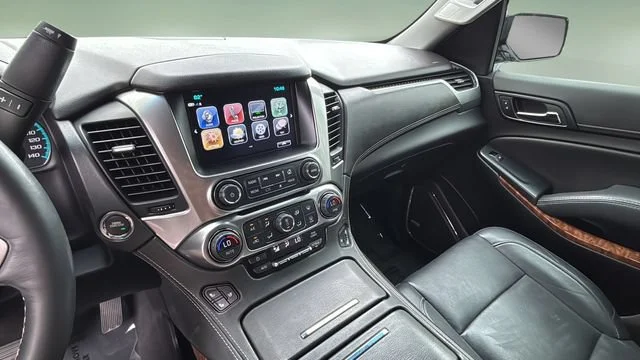 Used 2019 SUMMIT WHITE Chevrolet Premier image 25