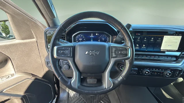 Used 2022 Gray Chevrolet RST image 15