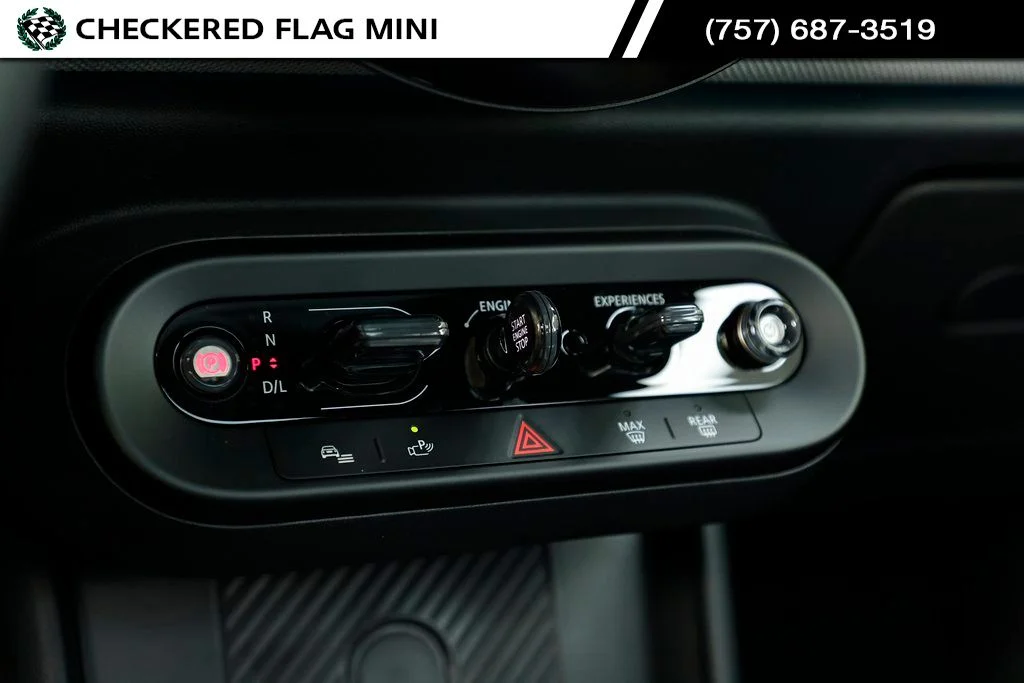Used 2025 Midnight Black II MINI Signature image 34