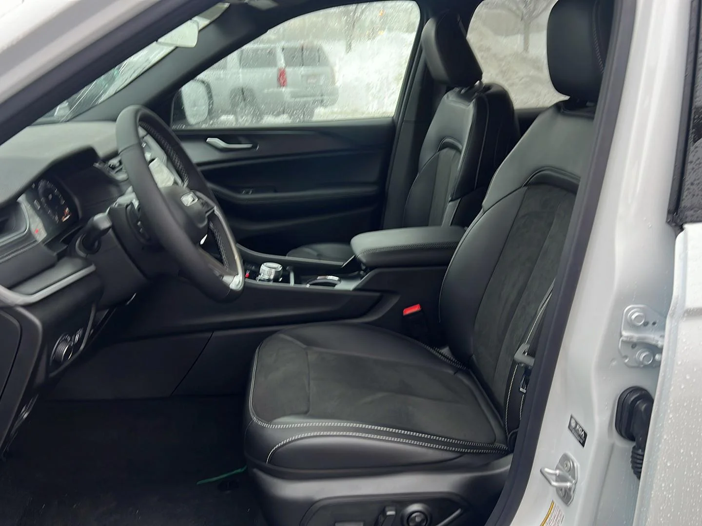 New 2025 Bright White Clearcoat Jeep Altitude X image 10
