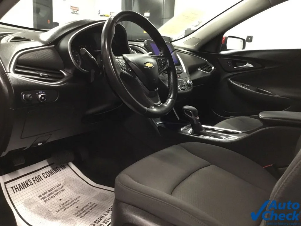 Used 2021 Red Chevrolet RS image 23