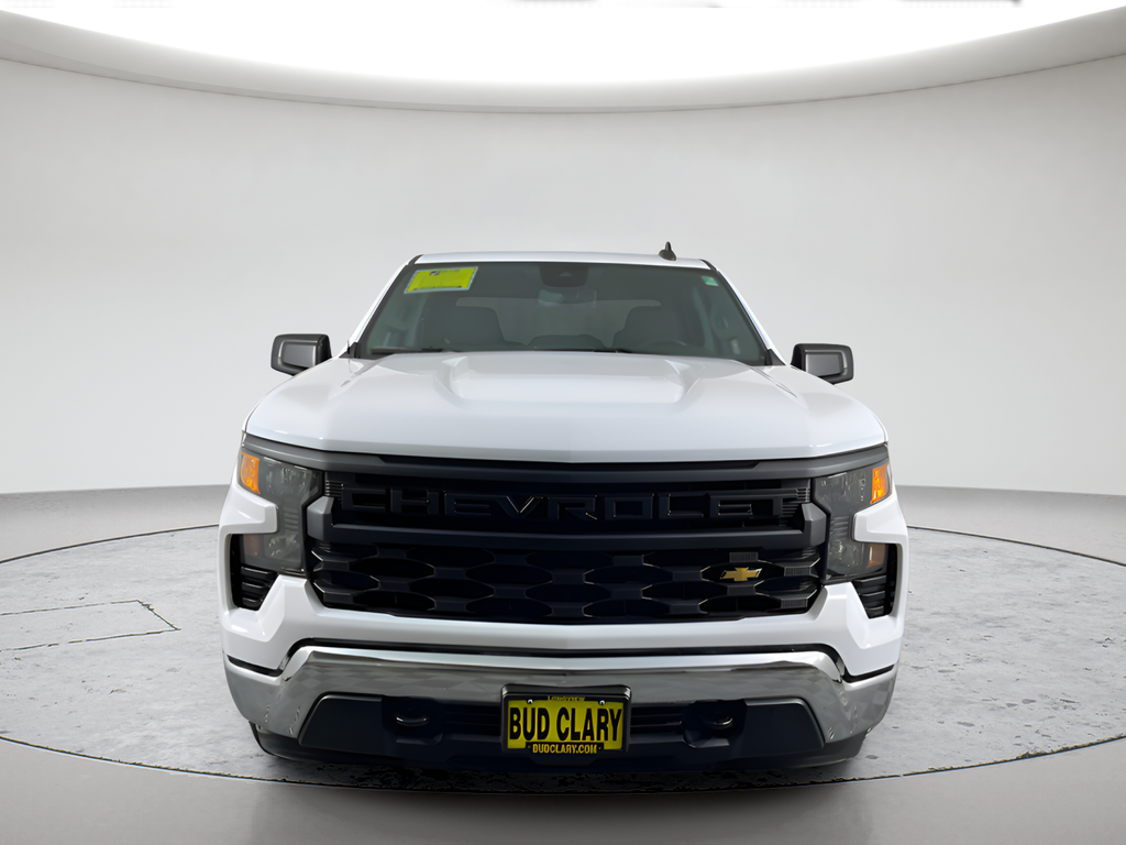 Used 2024  Chevrolet LT image 2