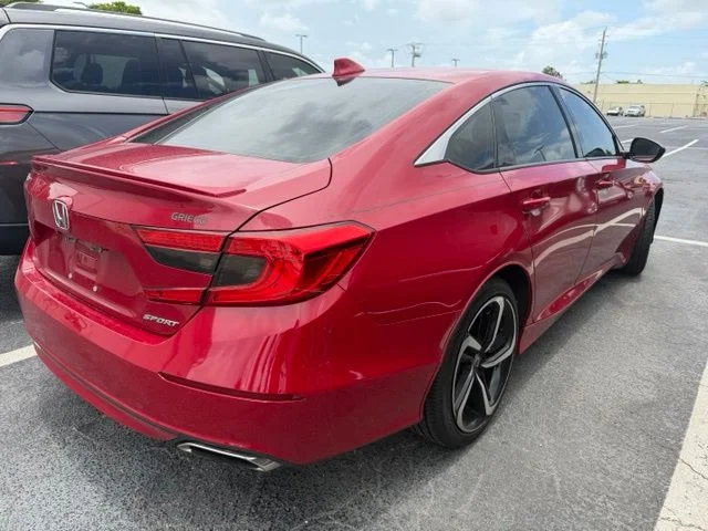 Used 2019  Honda Sport image 6