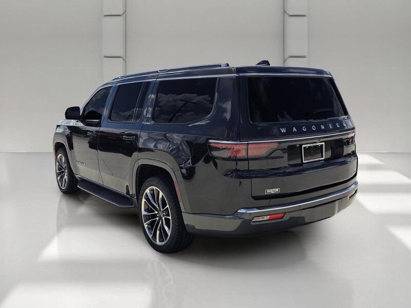 Used 2022 Diamond Black JEEP SERIES II 4X2 image 3
