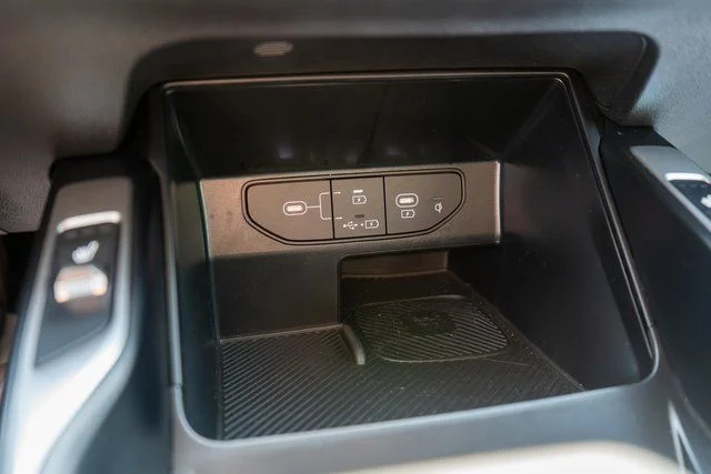 Used 2025 Black Kia EX image 32