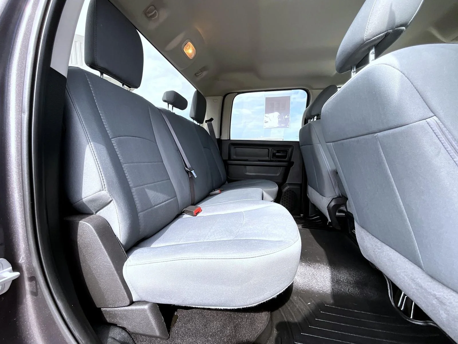 Certified Used 2019 Gray Ram Express image 20