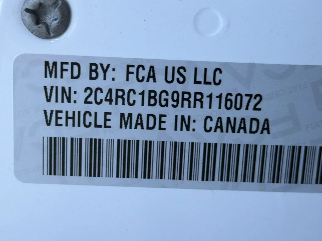 Used 2024 White Chrysler Touring L image 31