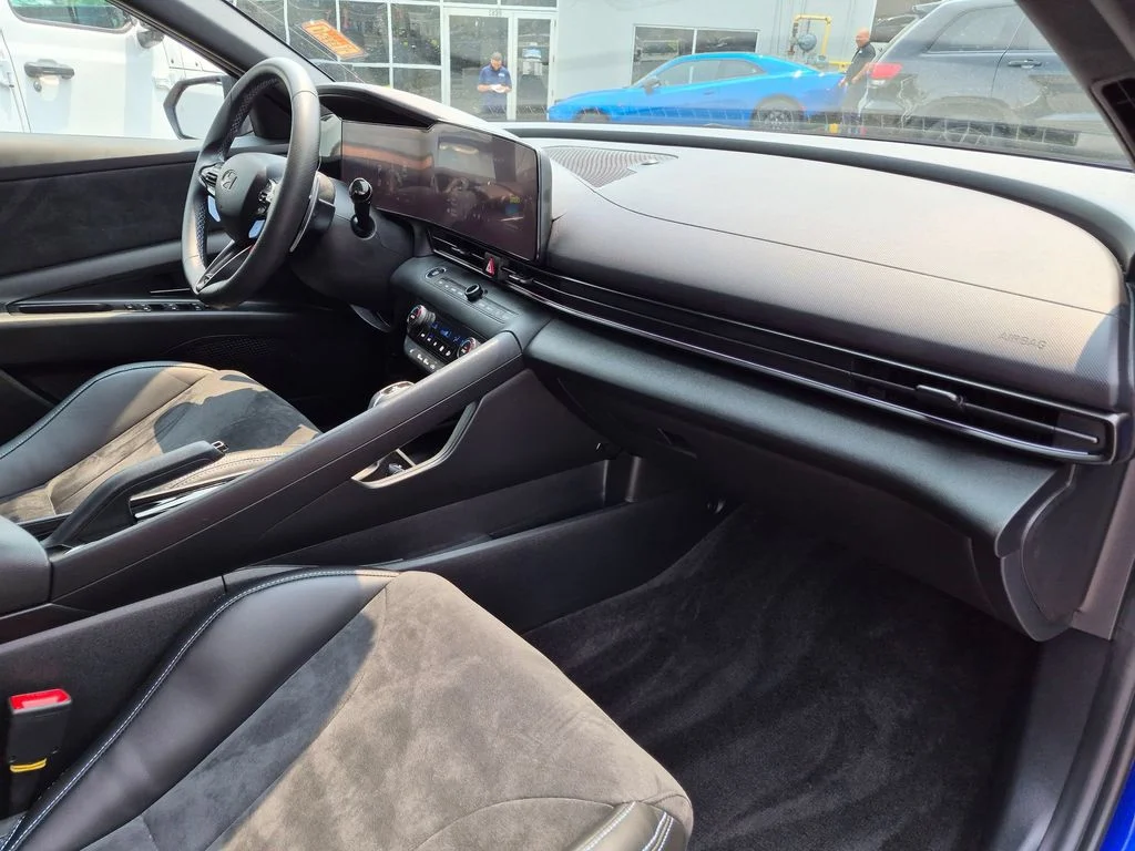 Used 2024 Blue Hyundai Base image 32