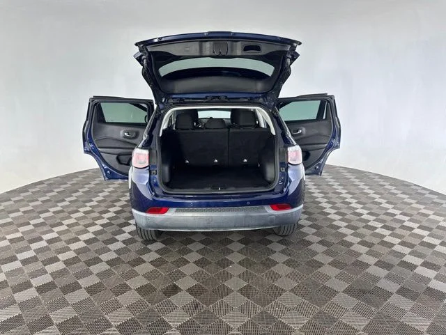 Used 2018 Blue Jeep Sport image 18